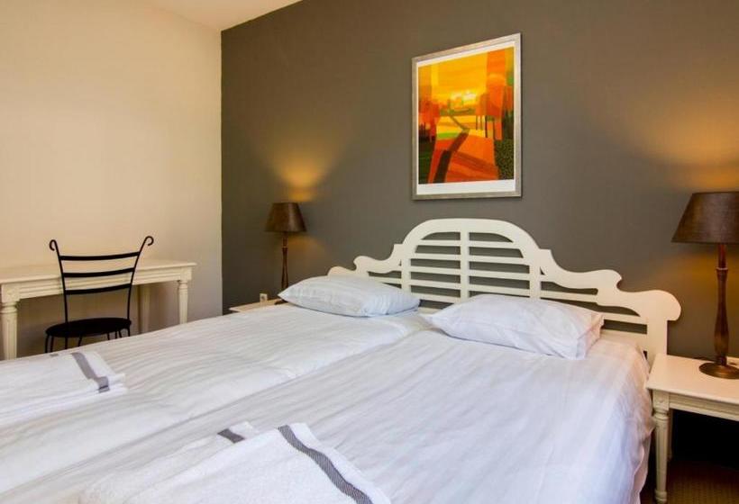 استراحتگاه Landal Kasteeldomein De Cauberg