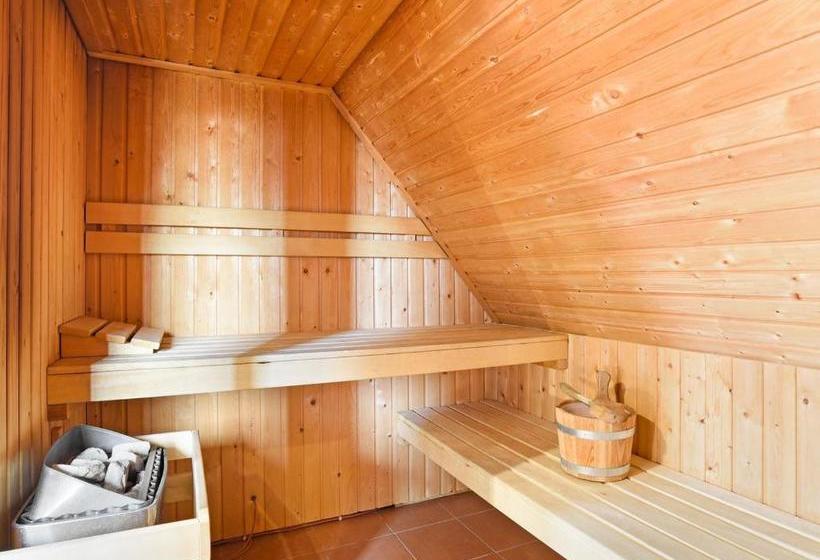 استراحتگاه Landal Kasteeldomein De Cauberg