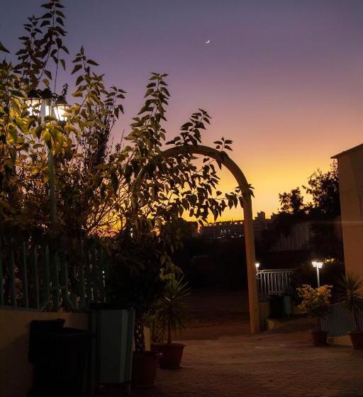 Seven Garden Alhada Suites