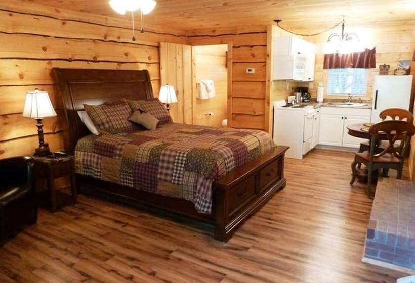 A_pebble_beach_river_cabin