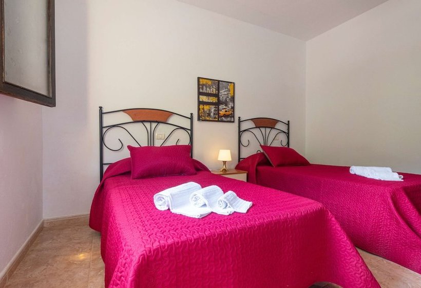 Casita De Campo Cerca De Risco Caído