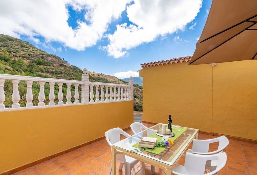 Casita De Campo Cerca De Risco Caído