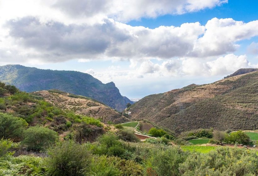 Casita De Campo Cerca De Risco Caído