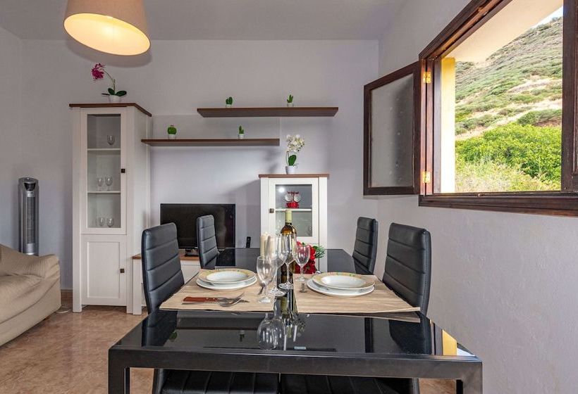 Casita De Campo Cerca De Risco Caído