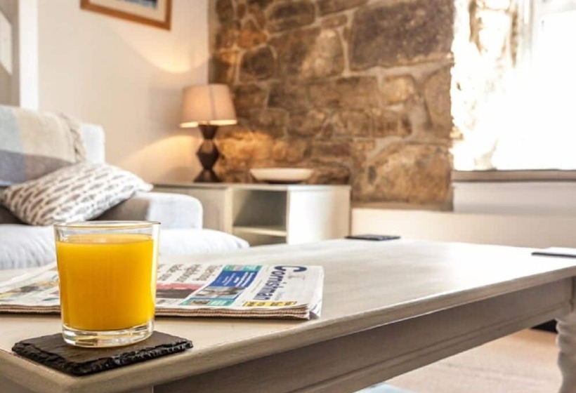 Harbour View Cottage