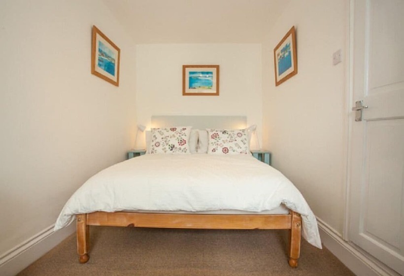 Harbour View Cottage