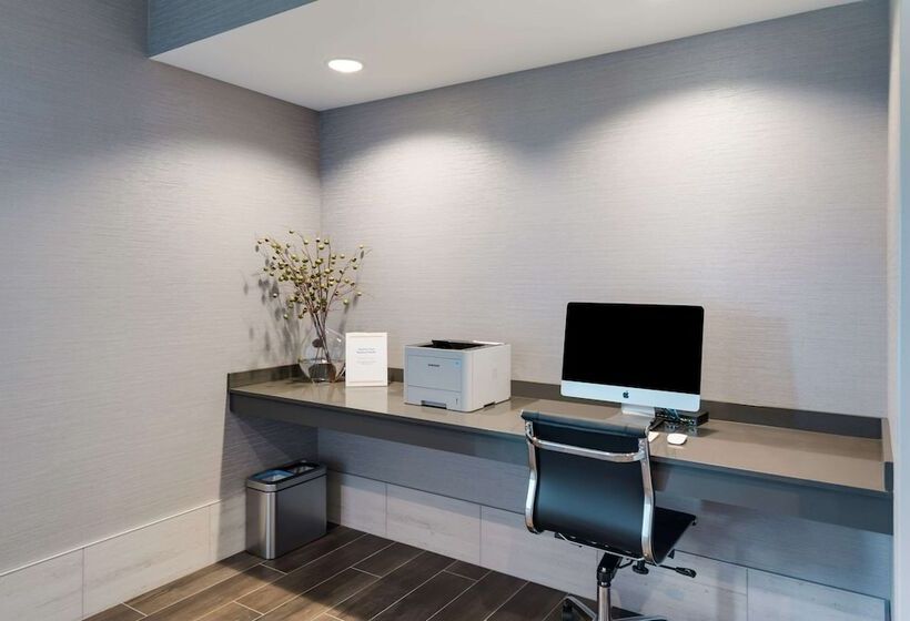 فندق Comfort Suites Kennewick At Southridge