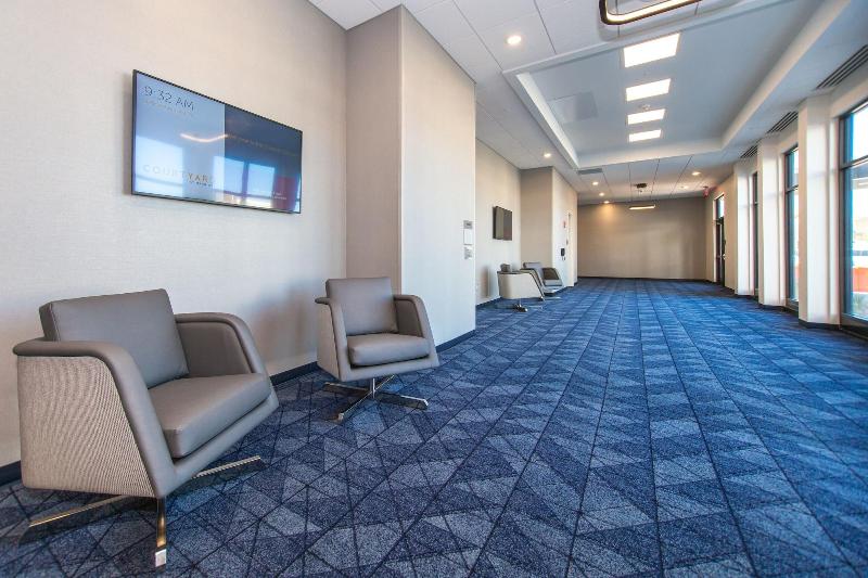 Отель Courtyard By Marriott Rapid City