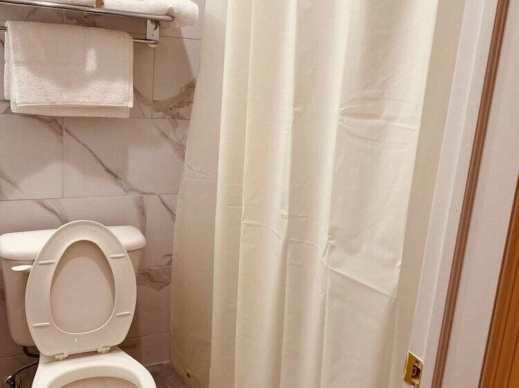 فندق Surface Inn Brooklyn