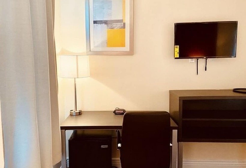 فندق Surface Inn Brooklyn