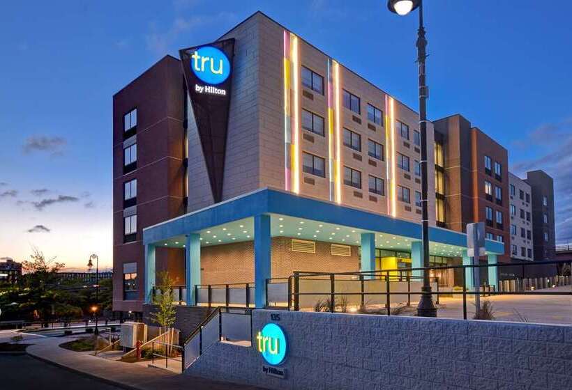 호텔 Tru By Hilton Manchester Downtown
