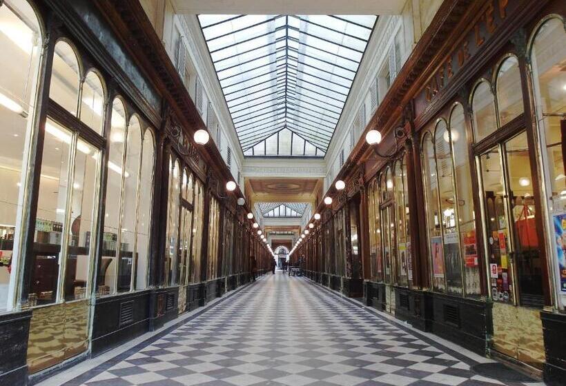 بنسيون Chambre D Hôte : Louvre Elegant Apt Suite