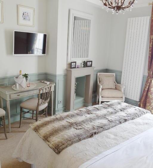 بنسيون Chambre D Hôte : Louvre Elegant Apt Suite