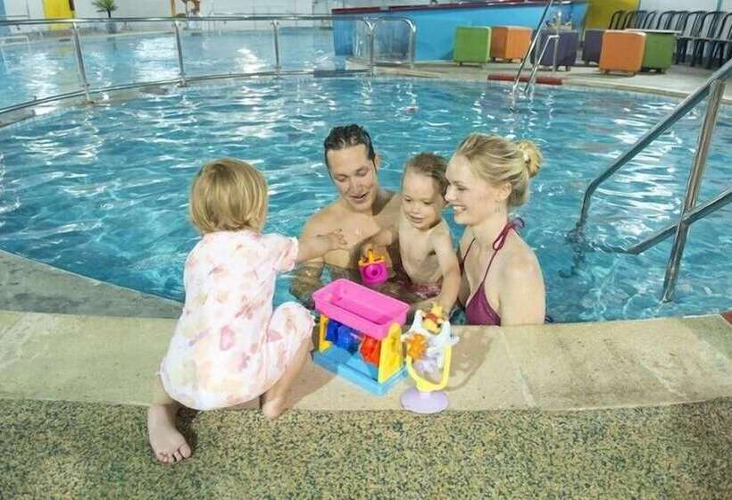 리조트 St Ives Holiday Village