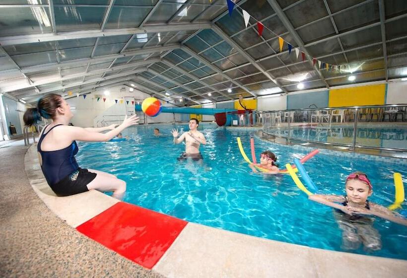 리조트 St Ives Holiday Village