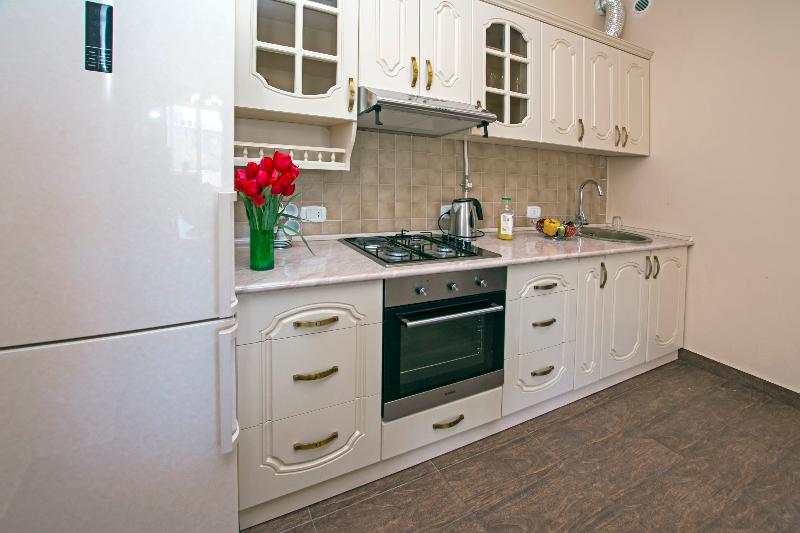 Flatsinyerevan - Apartment At Aram