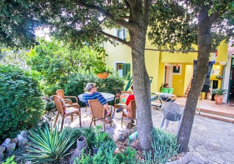 فندق Apartments Irena