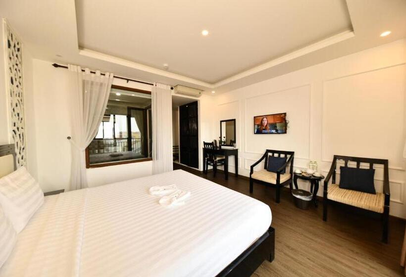 هتل Hoi An Golden Holiday Villa