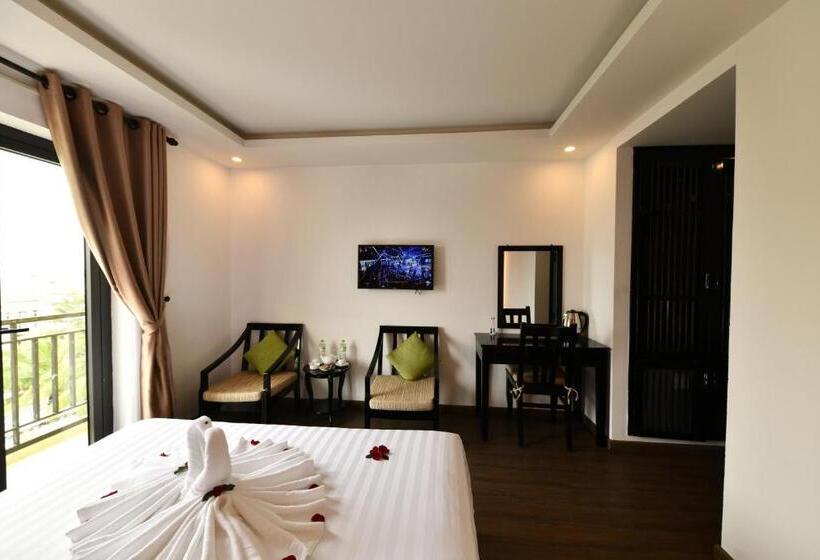 هتل Hoi An Golden Holiday Villa