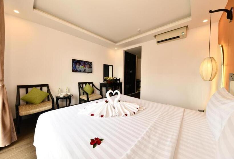 هتل Hoi An Golden Holiday Villa