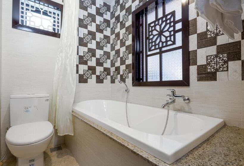 هتل Hoi An Golden Holiday Villa