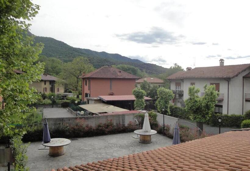 בית מלון כפרי Locanda Del Brinsc