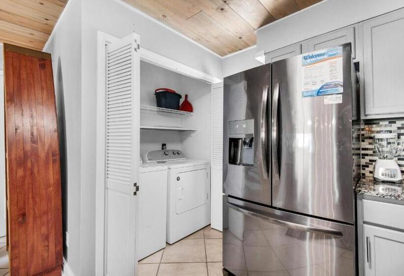 Costa Vista Townhouse #7