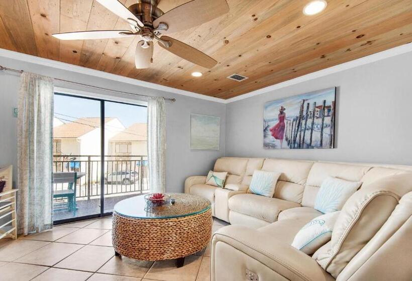 Costa Vista Townhouse #7