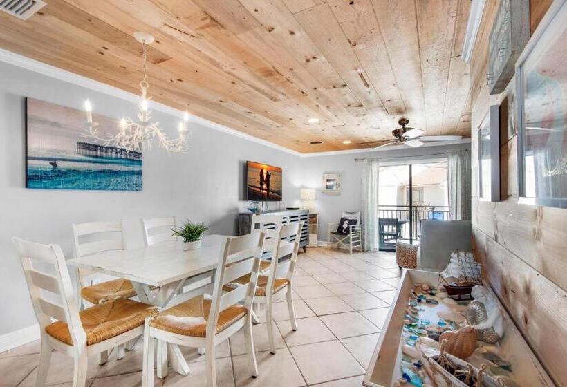 Costa Vista Townhouse #7