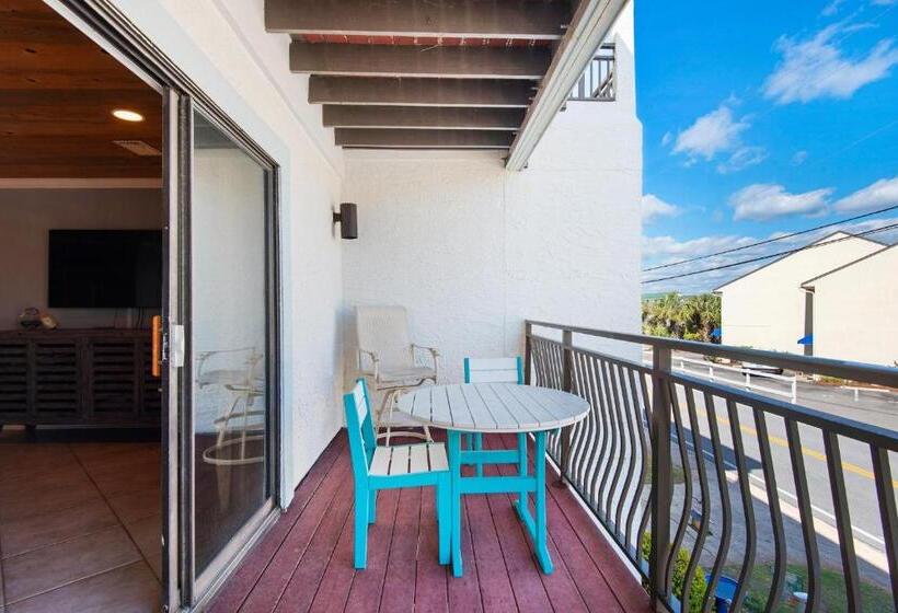 Costa Vista Townhouse #7