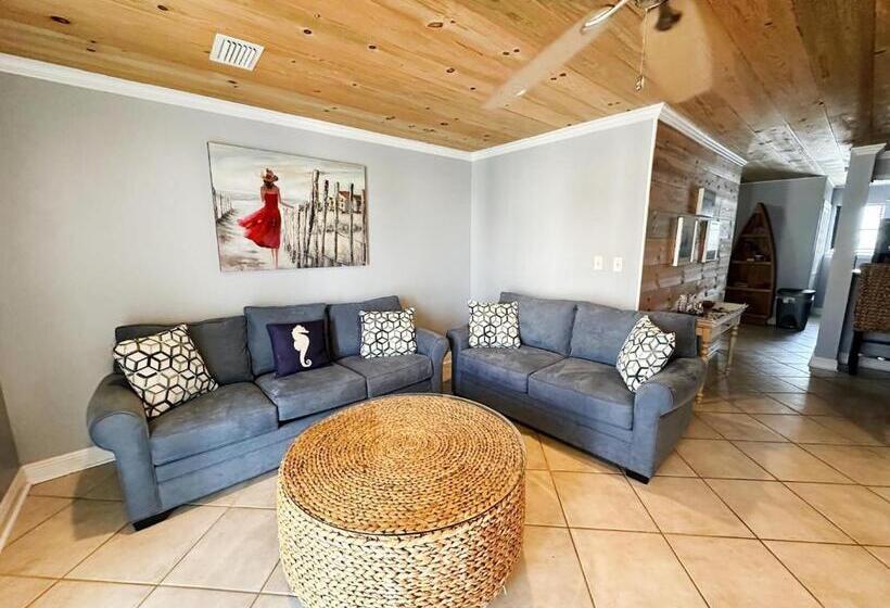 Costa Vista Townhouse #7