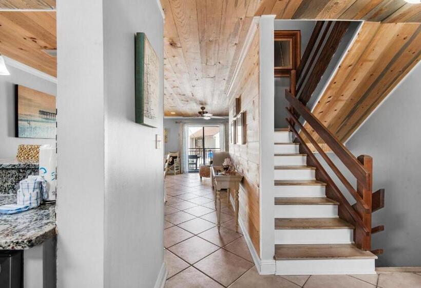 Costa Vista Townhouse #7