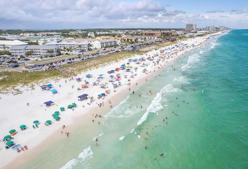 Costa Vista Townhouse #7