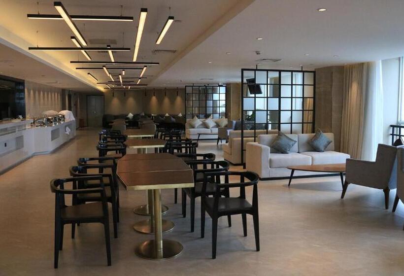 Отель Nuohuating