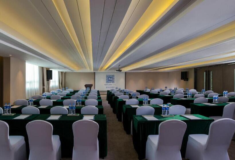 Отель Nuohuating