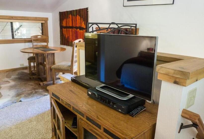 酒店 Ski Trails 4058