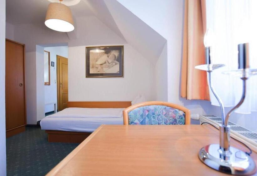 ユースホステル Jerolitsch