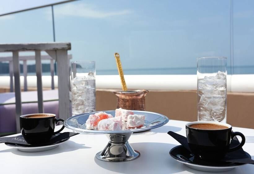 Alexandra Beach Spa Resort