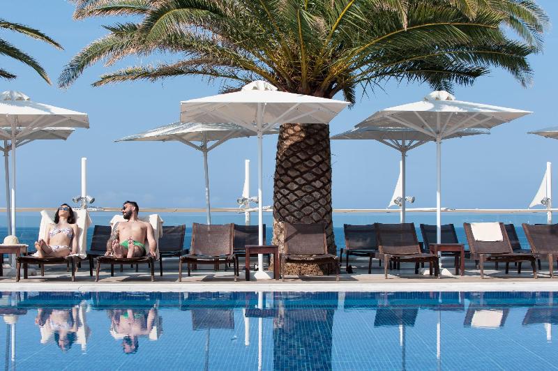 Alexandra Beach Spa Resort