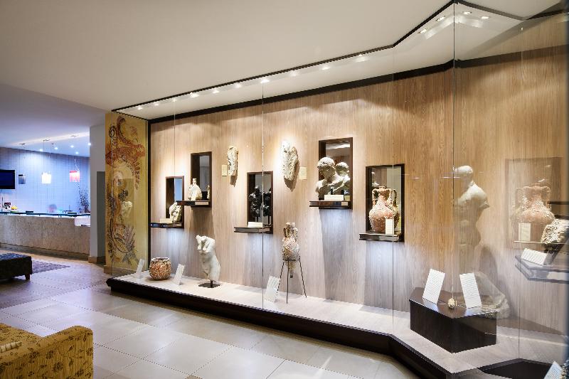 Alexandra Beach Spa Resort