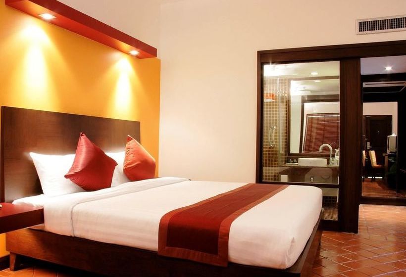 All Seasons Naiharn Phuket Hotel