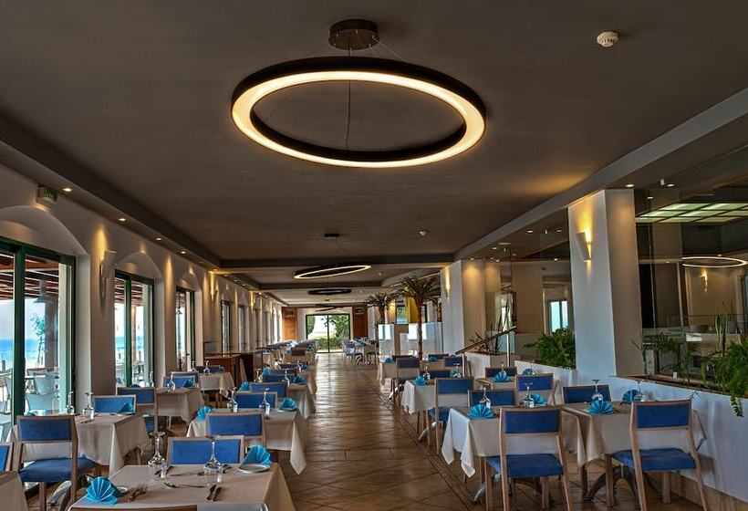 Louis Apostolata Island Resort