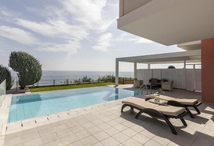 Louis Apostolata Island Resort