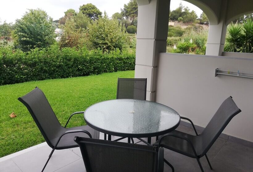 Astra Village Hotel Suites