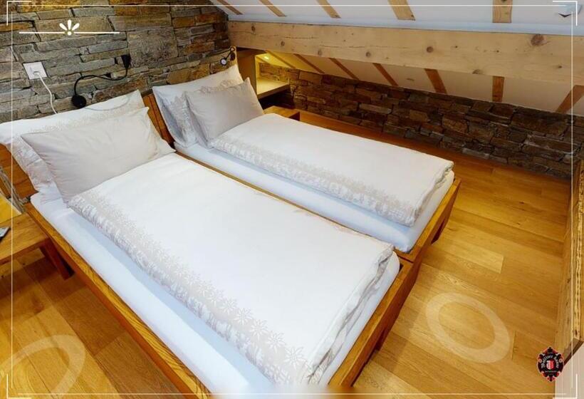 ホテル De La Croix Fédérale