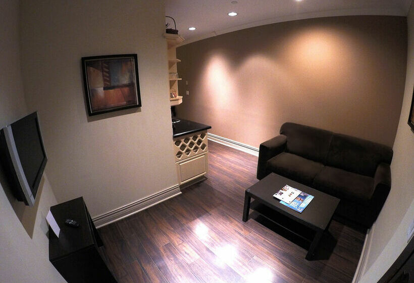 Grand Hotel & Suites