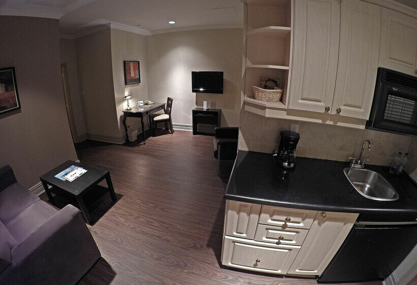 Grand Hotel & Suites