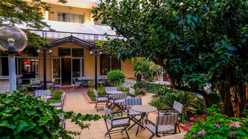 فندق Achillion Palace