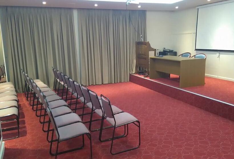 فندق Achillion Palace