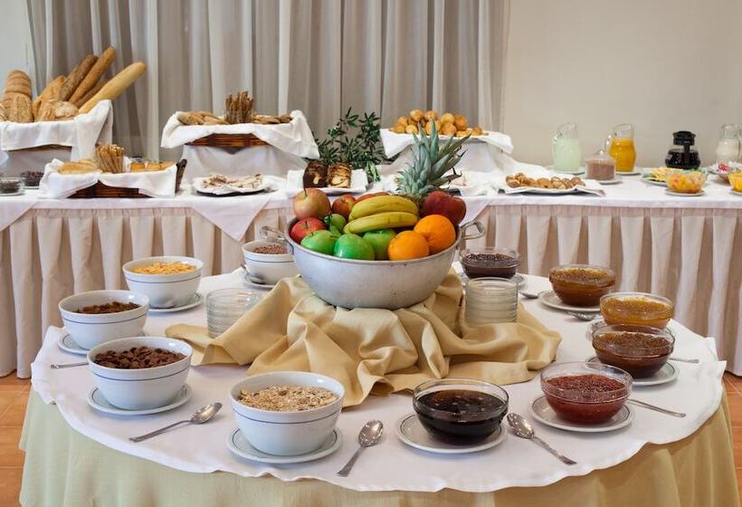 فندق Achillion Palace